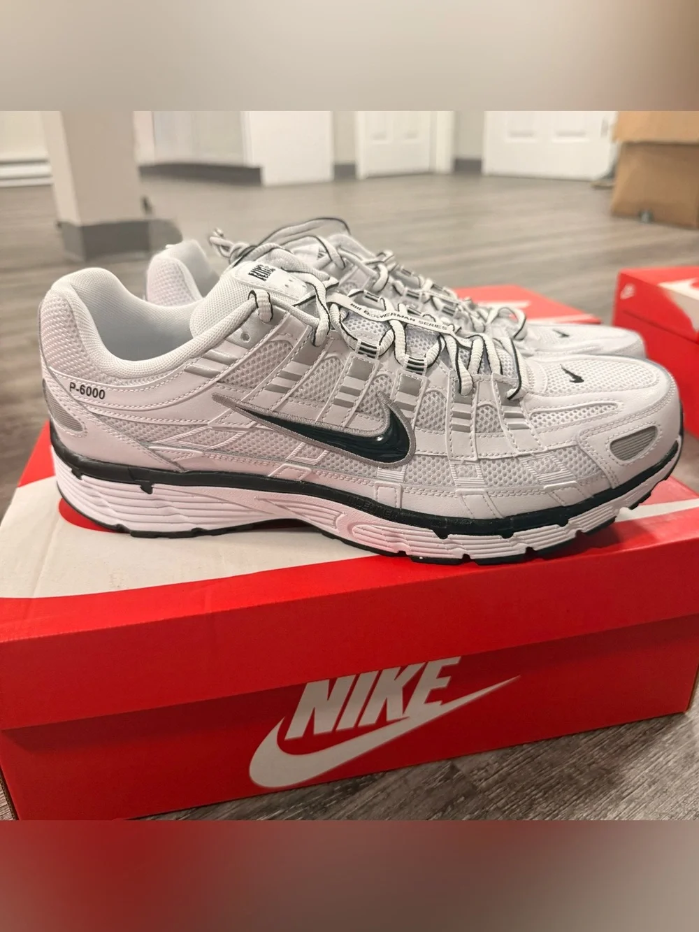 Nike P-6000 White/Black Metallic Silver M 12 W 13.5